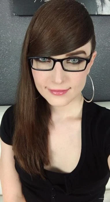 Download  Natalie Mars [HD 720p] 361.9 MB shemale solo Webcam ladyboyonly.com