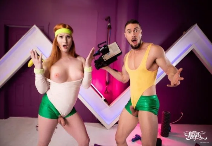 Online Evie Envy & Skyy Knox - Pump Up The Jizz [SD] 183.5 MB ladyboyonly.com