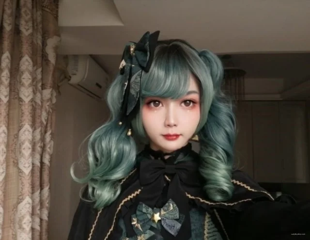Download Yeye666666 [HD 720p] 439.7 MB ladyboyonly.com